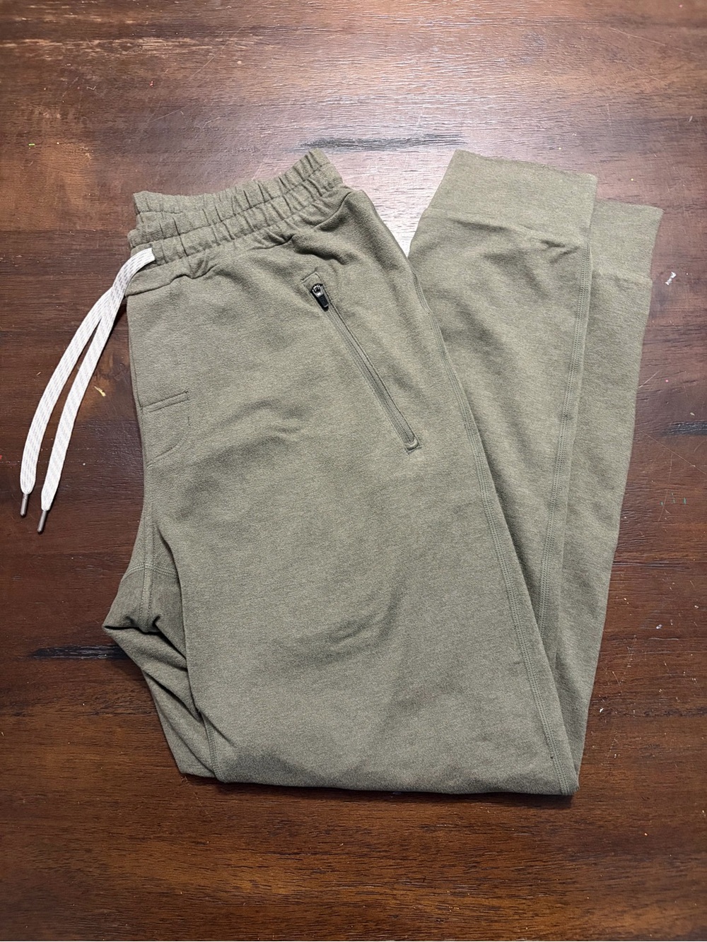 Vuori Men's Ponto Performance Jogger Heather Olive Green Size Small V438